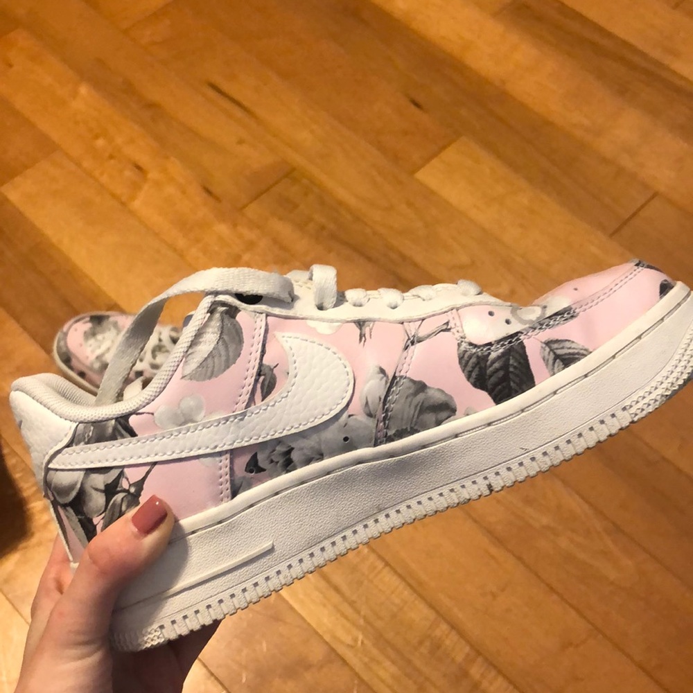 floral Nike AF1 - Picture 1 of 4